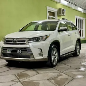 Toyota Highlander 2017