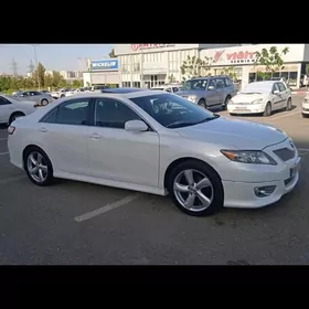 Toyota Camry 2011