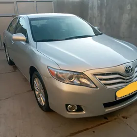 Toyota Camry 2010