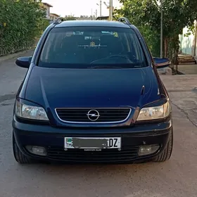 Opel Zafira 2000