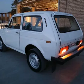 Lada Niva 1985