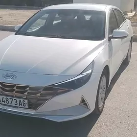 Hyundai Elantra 2020