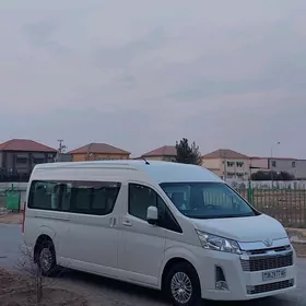 Tayota Hiace Hyzmatlary