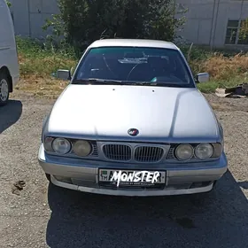 BMW 525 1990