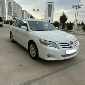 Toyota Camry 2011