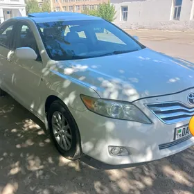 Toyota Camry 2011