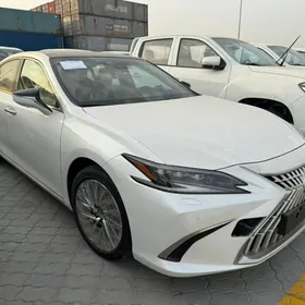 Lexus ES 2024