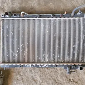 radiyator rav 4 1999