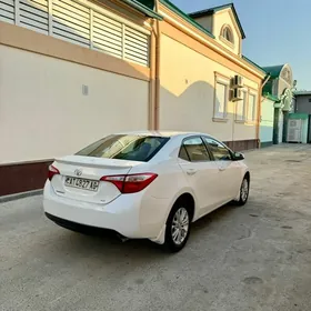 Toyota Corolla 2015