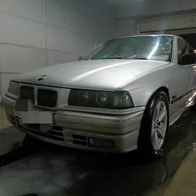 BMW 320 1992