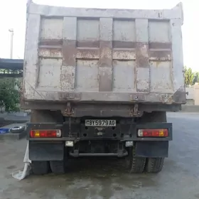 Howo Sinotruk 2011