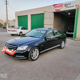 Mercedes-Benz C300 2010