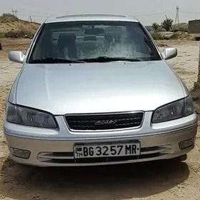 Toyota Camry 2001