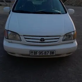 Toyota Sienna 2000