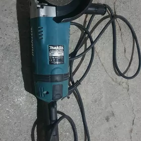 Makita balgarka