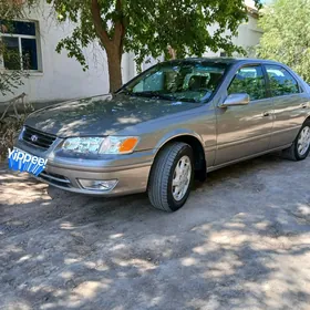 Toyota Camry 2001