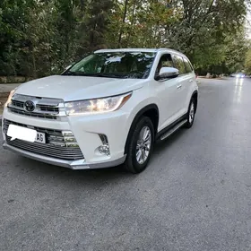 Toyota Highlander 2019