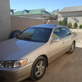 Toyota Camry 1999