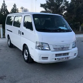 Nissan Urvan 2004