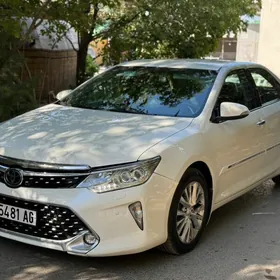 Toyota Camry 2014