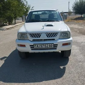 Mitsubishi L200 2006