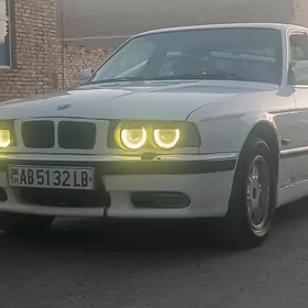 BMW 525 1989