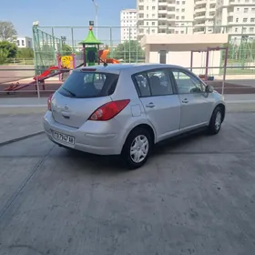 Nissan Versa 2009