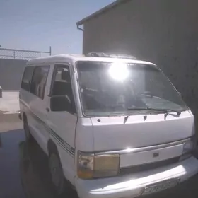 Toyota Hiace 1987