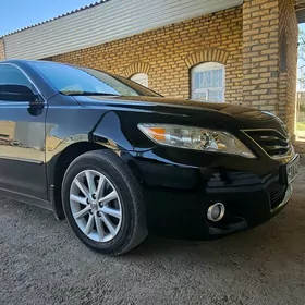 Toyota Camry 2011