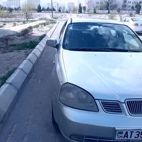 Daewoo Lacetti 2004