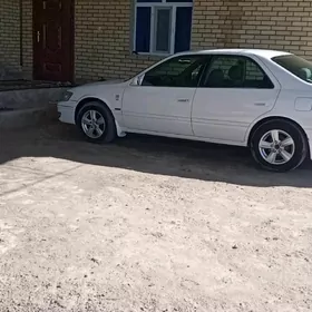 Toyota Camry 2000