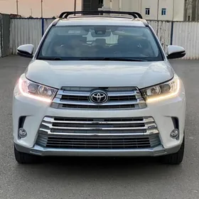 Toyota Highlander 2017