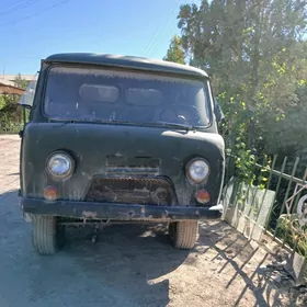 UAZ 452 1993