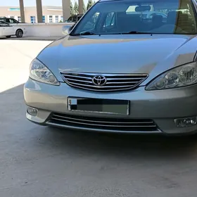 Toyota Camry 2005