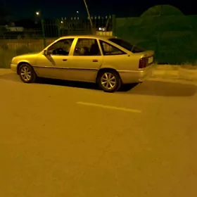 Opel Vectra 1990