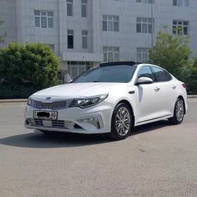 Kia Optima 2020