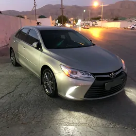 Toyota Camry 2015