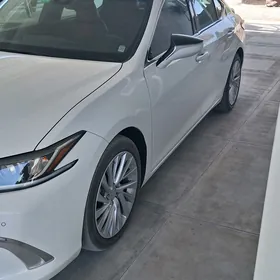 Lexus ES 350 2021