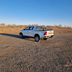 Toyota Hilux 2016