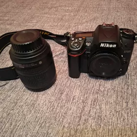 Nikon D7000