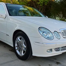 Mercedes-Benz E-Class 2005