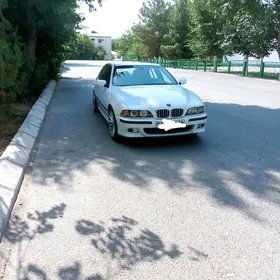 BMW E39 2003