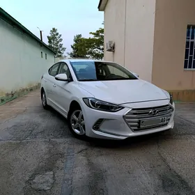 Hyundai Elantra 2018