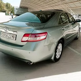 Toyota Camry 2010