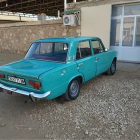 Lada 2104 1986