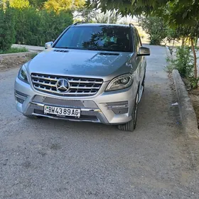 Mercedes-Benz ML350 2012