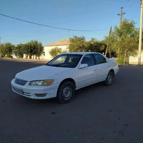 Toyota Camry 2001