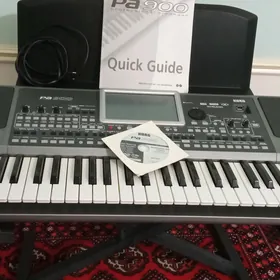 KORG PA900