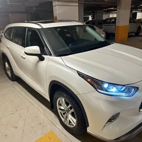 Toyota Highlander 2020