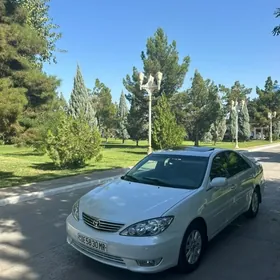 Toyota Camry 2005